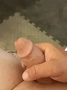 Snapshot of asil1710 chatting on 10.29.25 asil1710 online show from 10.29.25