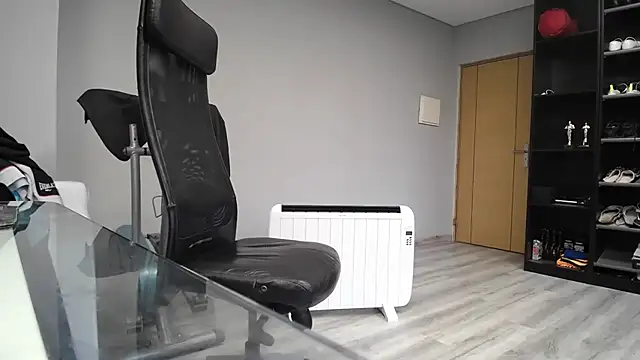 Snapshot of samricci21 chatting on 11.13.25 samricci21 online show from 11.13.25