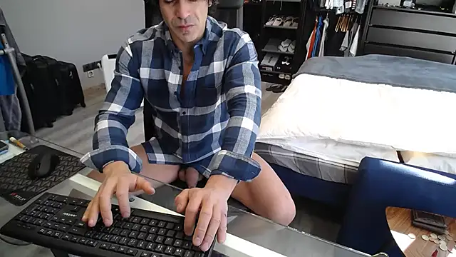 Snapshot of samricci21 chatting on 11.30.25 samricci21 online show from 11.30.25