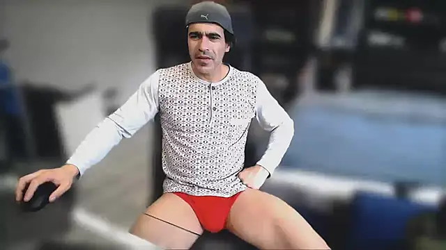 Snapshot of samricci21 chatting on 12.02.25 samricci21 online show from 12.02.25