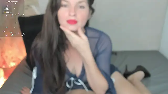 Snapshot of Azahara_Amin_ chatting on 01.30.25 Azahara Amin online show from 01.30.25