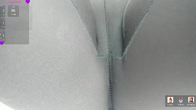 Snapshot of Azahara_Amin_ chatting on 02.14.26 Azahara Amin online show from 02.14.26