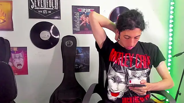 shelby  hotshoww online show from 01.30.25