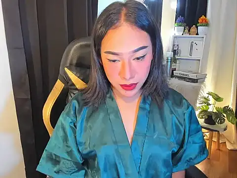 Mistress Jolens online show from 12.28.24