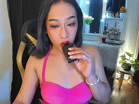 Mistress Jolens online show from 01.04.25