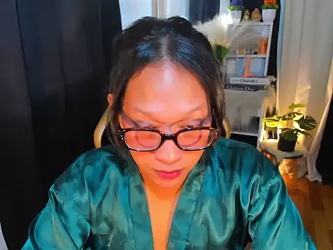Mistress Jolens online show from 02.23.25