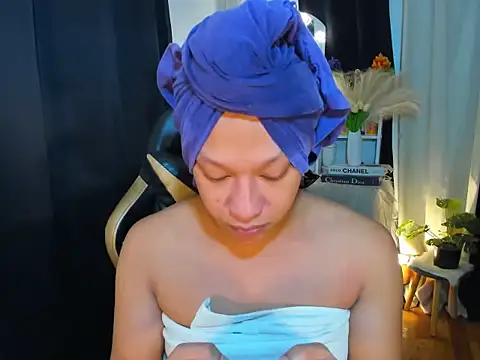 Mistress Jolens online show from 02.25.25