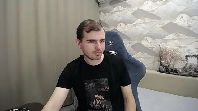 Snapshot of SerzhKorol1 chatting on 12.20.25 SerzhKorol1 online show from 12.20.25