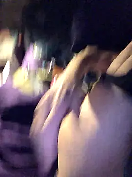 Snapshot of Vonniecd chatting on 09.28.25 Vonniecd online show from 09.28.25