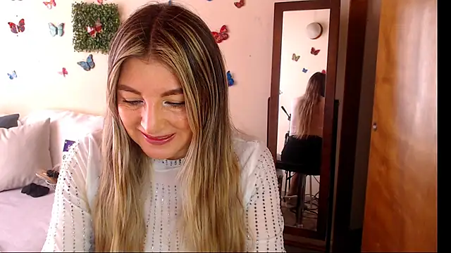 Jolie-Mature online show from 05.17.26