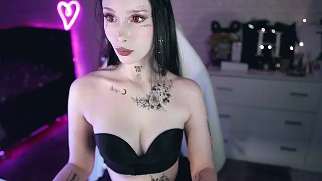  Uindi  online show from 01.30.25