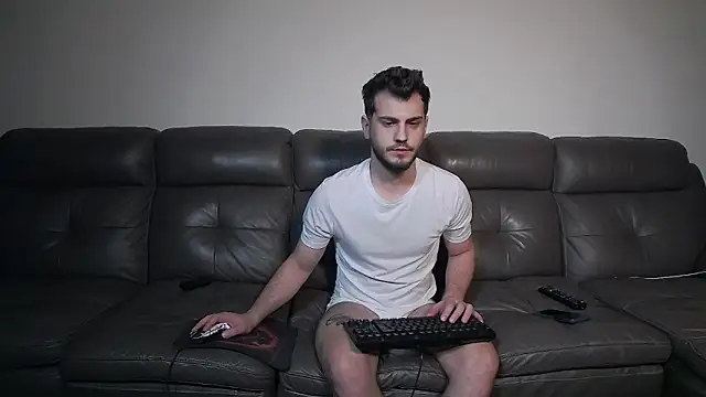 Snapshot of CrazyDom1 chatting on 03.23.26 CrazyDom1 online show from 03.23.26