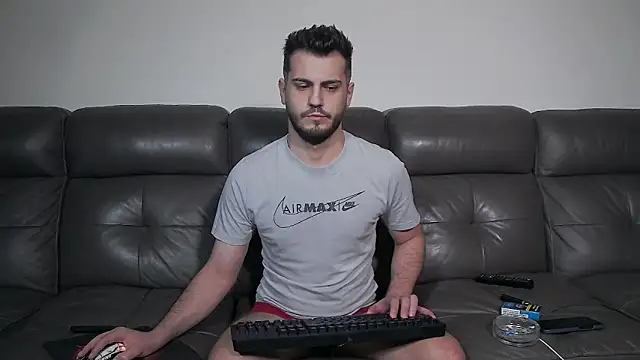 Snapshot of CrazyDom1 chatting on 03.29.26 CrazyDom1 online show from 03.29.26