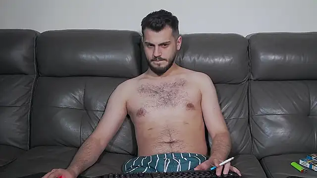 Snapshot of CrazyDom1 chatting on 04.14.26 CrazyDom1 online show from 04.14.26