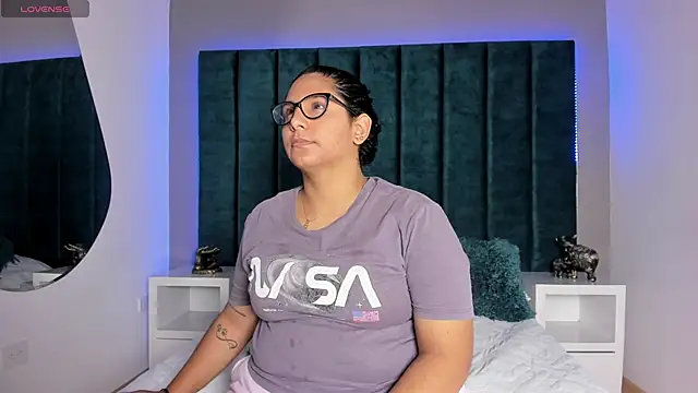 DanielleEvans  online show from 01.19.26