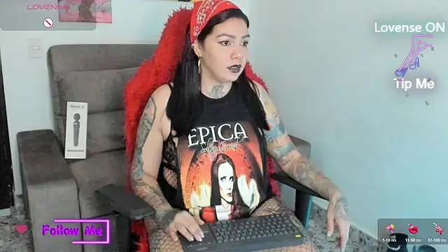 julianne stoone online show from 09.18.25