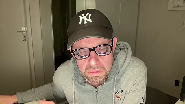 FABIOGLASSES online show from 09.26.25