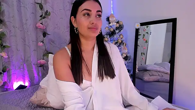 aisha es online show from 12.29.24