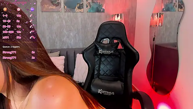 Snapshot of MelanieHudson_ chatting on 12.15.24 MelanieHudson online show from 12.15.24