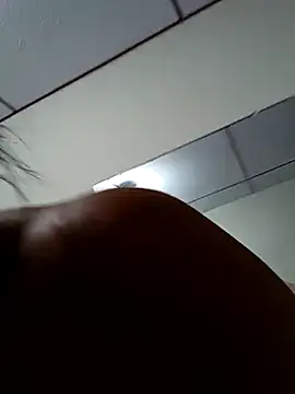 kelly dirty  online show from 02.23.25