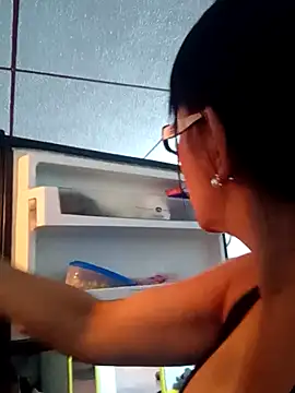 kelly dirty  online show from 02.27.26