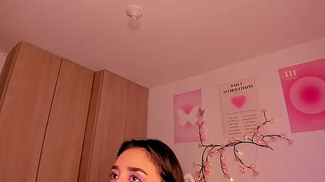 Snapshot of alexa_6908 chatting on 11.24.25 alexa 6908 online show from 11.24.25