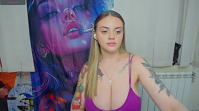 Lilia Moon online show from 04.29.26