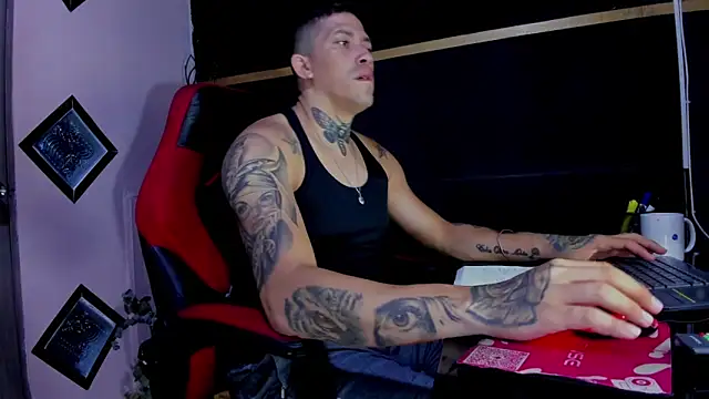 Snapshot of yeckodream chatting on 04.15.26 yeckodream online show from 04.15.26