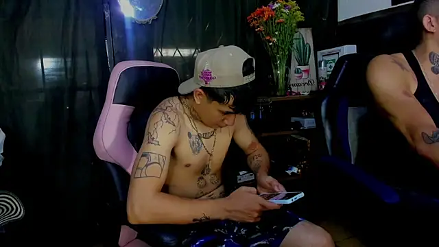 Snapshot of yeckodream chatting on 06.18.26 yeckodream online show from 06.18.26