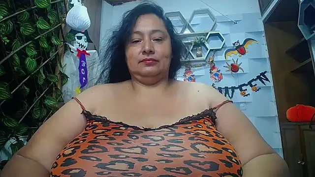 TistMature online show from 11.04.25