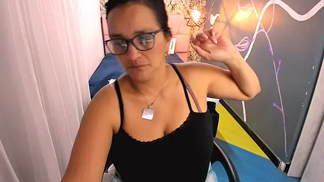 MarilynMiilf  online show from 03.13.25