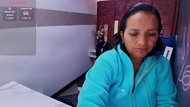 Snapshot of MarilynMiilf_ chatting on 05.29.26 MarilynMiilf online show from 05.29.26