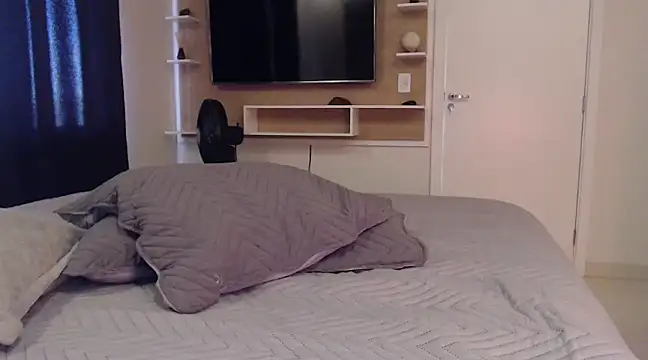 AliceStone19 online show from 02.26.25