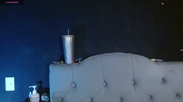 Red-moon1 online show from 06.18.26