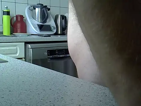 Snapshot of dragon77chelsi chatting on 09.14.25 dragon77chelsi online show from 09.14.25