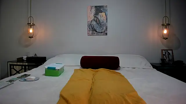 MerceyMercedeez online show from 12.04.24
