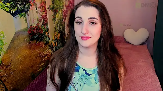 Snapshot of I-JUST-I chatting on 11.23.25 I-JUST-I online show from 11.23.25