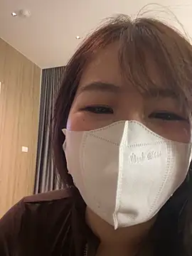 Onee-Chew online show from 04.26.26