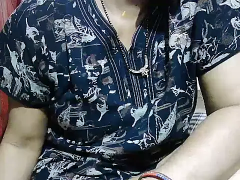 Snapshot of RukminiNew chatting on 06.17.26 RukminiNew online show from 06.17.26