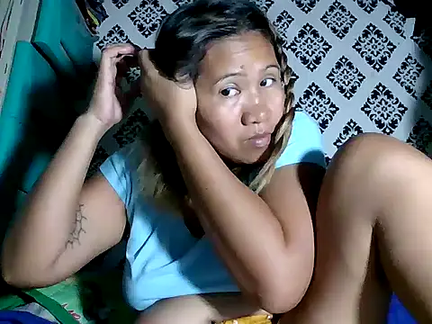 Snapshot of sweet_smile4u chatting on 03.23.26 sweet smile4u online show from 03.23.26