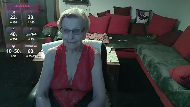 HeisseomaOriginal online show from 01.23.25