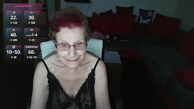 HeisseomaOriginal online show from 01.26.25