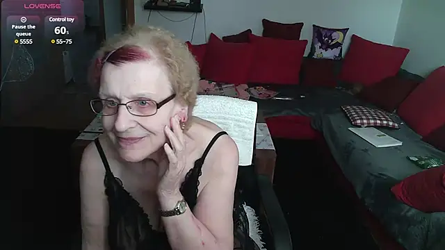 HeisseomaOriginal online show from 03.02.25