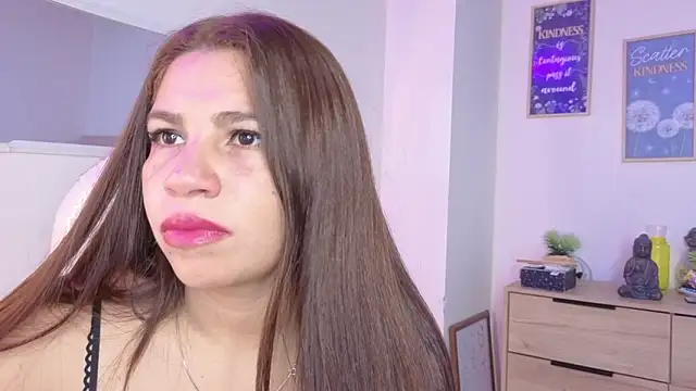 bluee hazell online show from 03.14.26