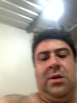 EmilianoGt online show from 10.20.25