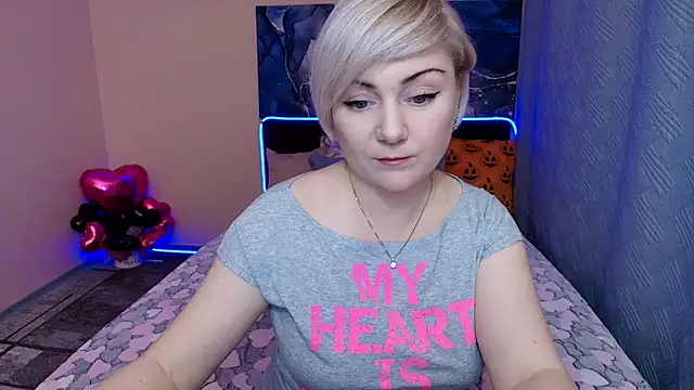 BlondPearl online show from 10.26.25