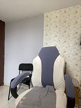 NatashaCruz- online show from 03.20.25