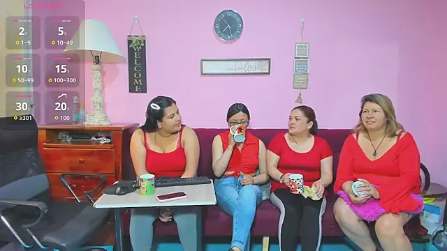 Snapshot of lesbiancuple chatting on 09.15.25 lesbiancuple online show from 09.15.25