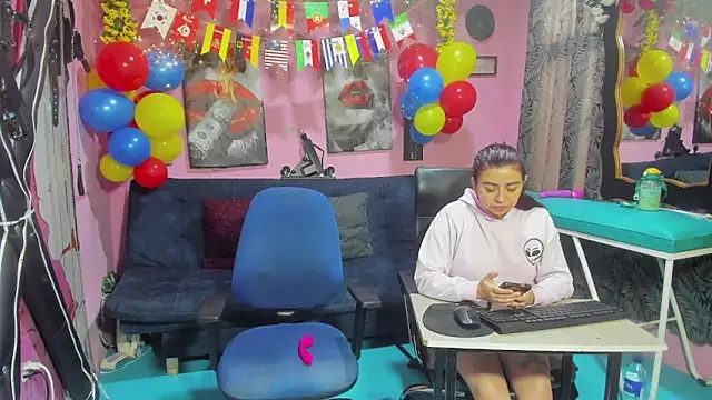 lesbiancuple online show from 06.18.26