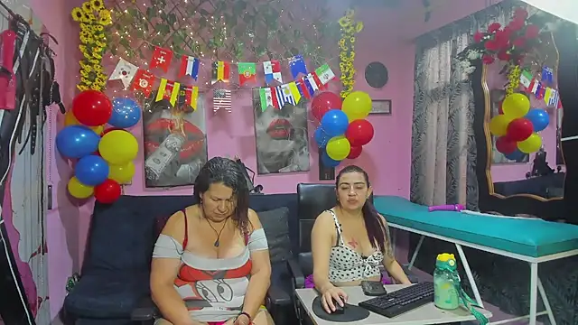lesbiancuple online show from 06.22.26